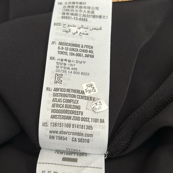 Abercrombie and Fitch blouse - Picture 6 of 8